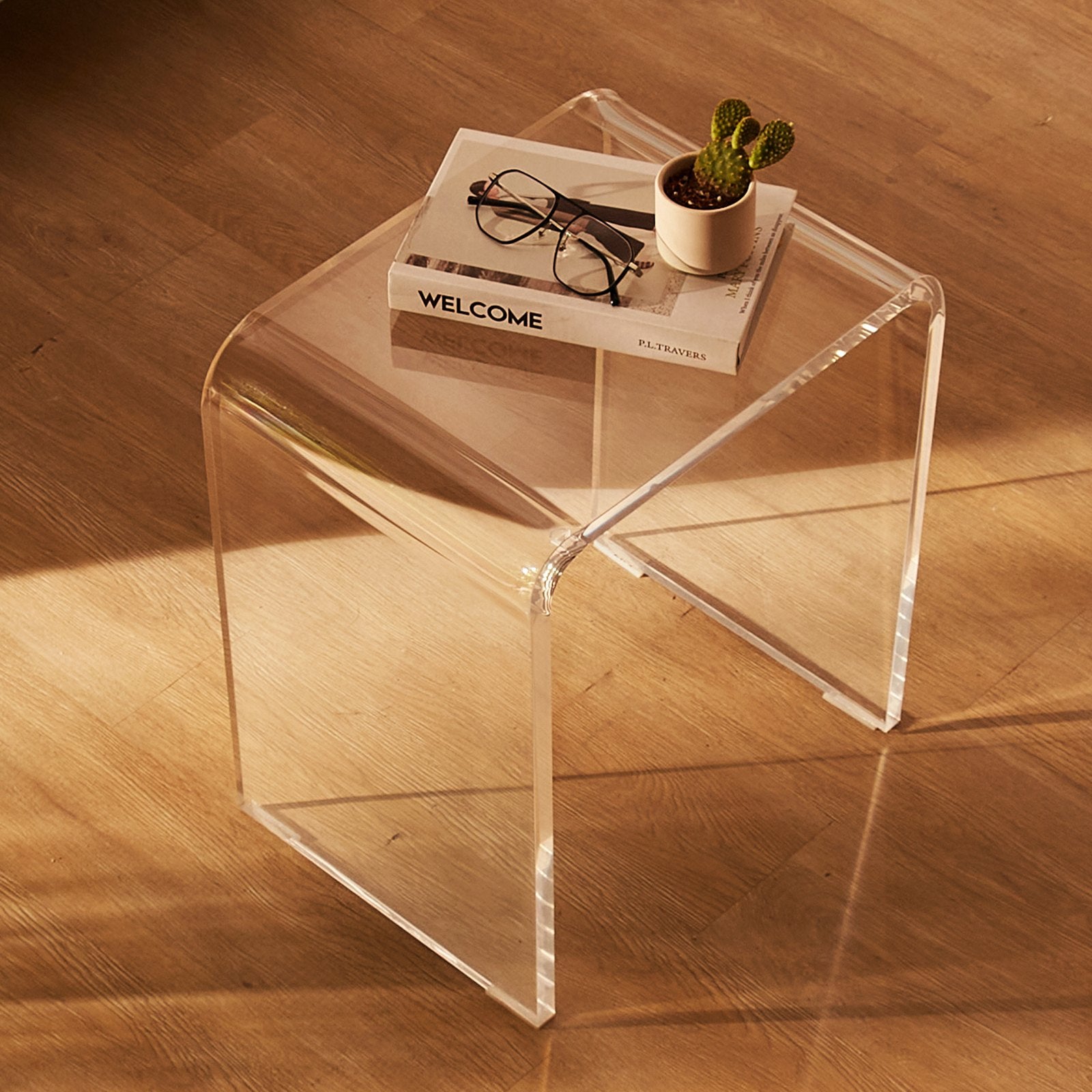 Side Tables: VEVOR Acrylic End Table, 2 pcs C-Shaped Lucite Side Tables, Clear Acrylic Side Table for Drink, Food, Snack used in Living Room, Bedroom, and Study