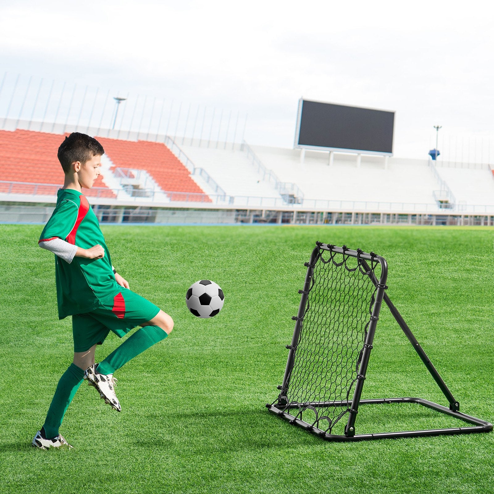 Soccer & Soccer Accessories: VEVOR 34"x34" Soccer Rebounder Net Kick-Back Portable Football Training Gifts