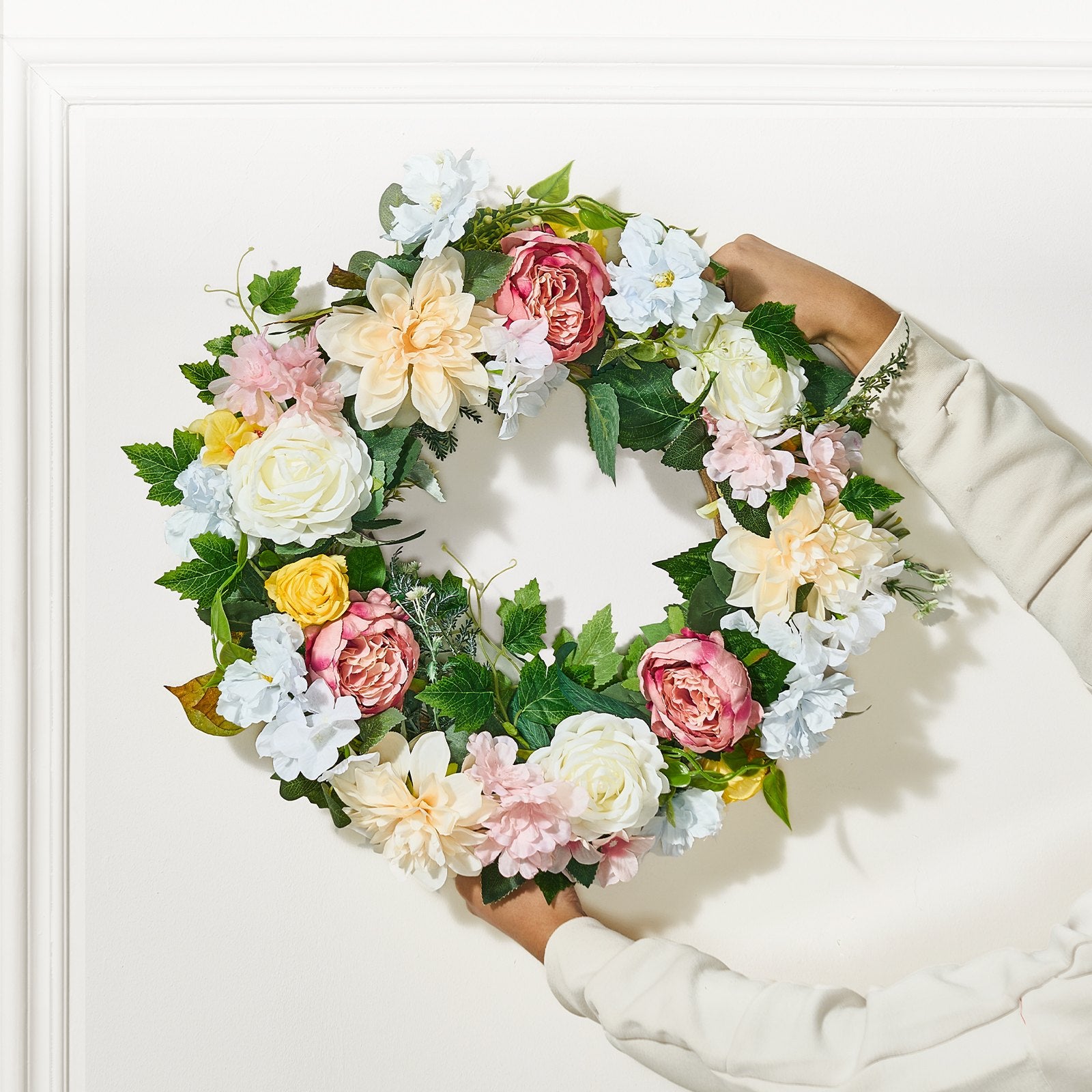 Garden Ornaments: VEVOR Artificial Decorative Wreath 60.96 cm White Pink Yellow Peonies Hydrangeas