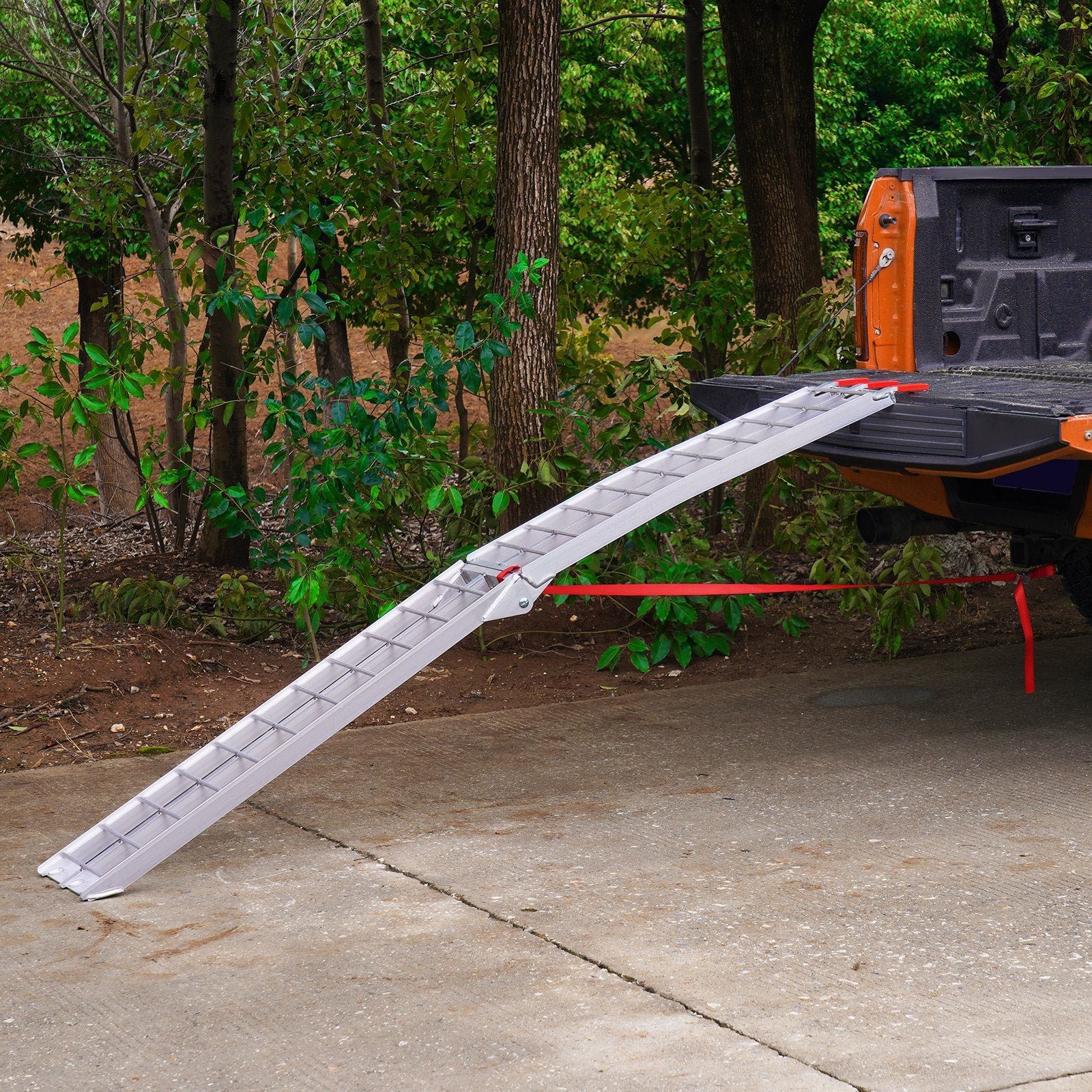 Automotive Loading Ramps: VEVOR Aluminum Ramp 750 LBS Foldable Loading Ramps for Pickup Trucks Bed 1 Piece