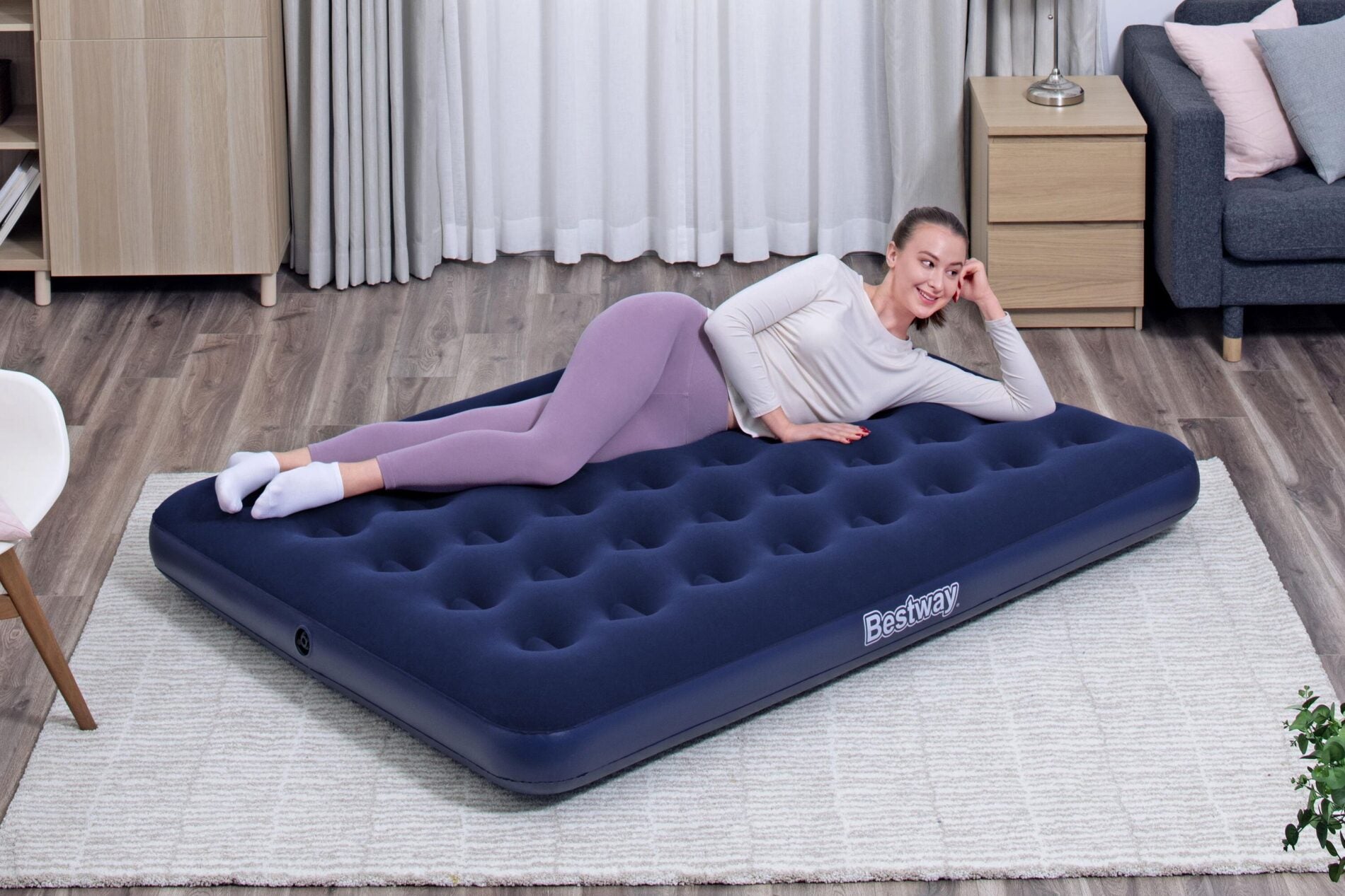 Inflatable Mattresses: Bestway 1.91m x 1.37m x 22cm Air Mattress Full Inflatable Air Bed Indoor/Outdoor Heavy Duty Durable Camping
