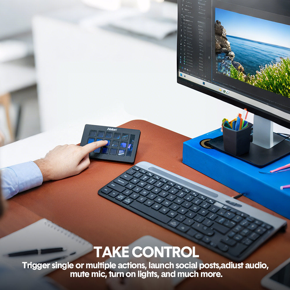 Video Games: Studio Controller Keyboard Stream Controller Customizable Deck with 15 Shortcut Keys for Multi Applications Triggered in PC for Streaming Studio Work Game